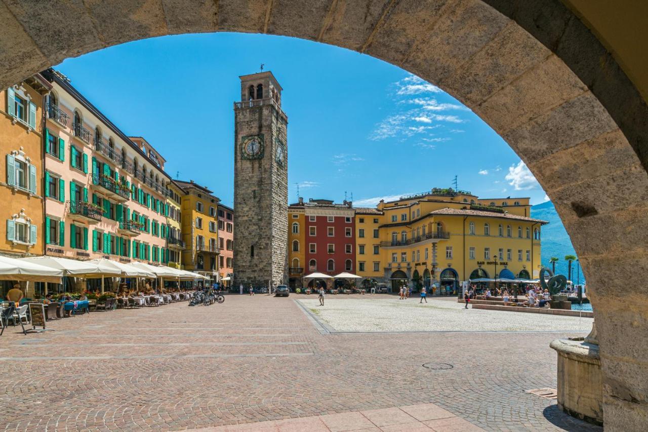 Vittoria *